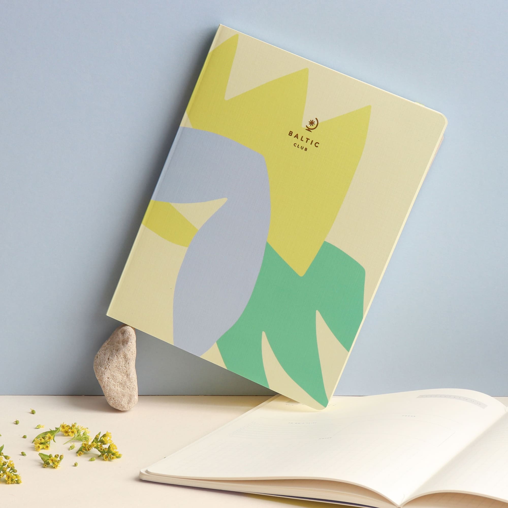 Yellow Bouquet Quarterly planner | The Baltic Club