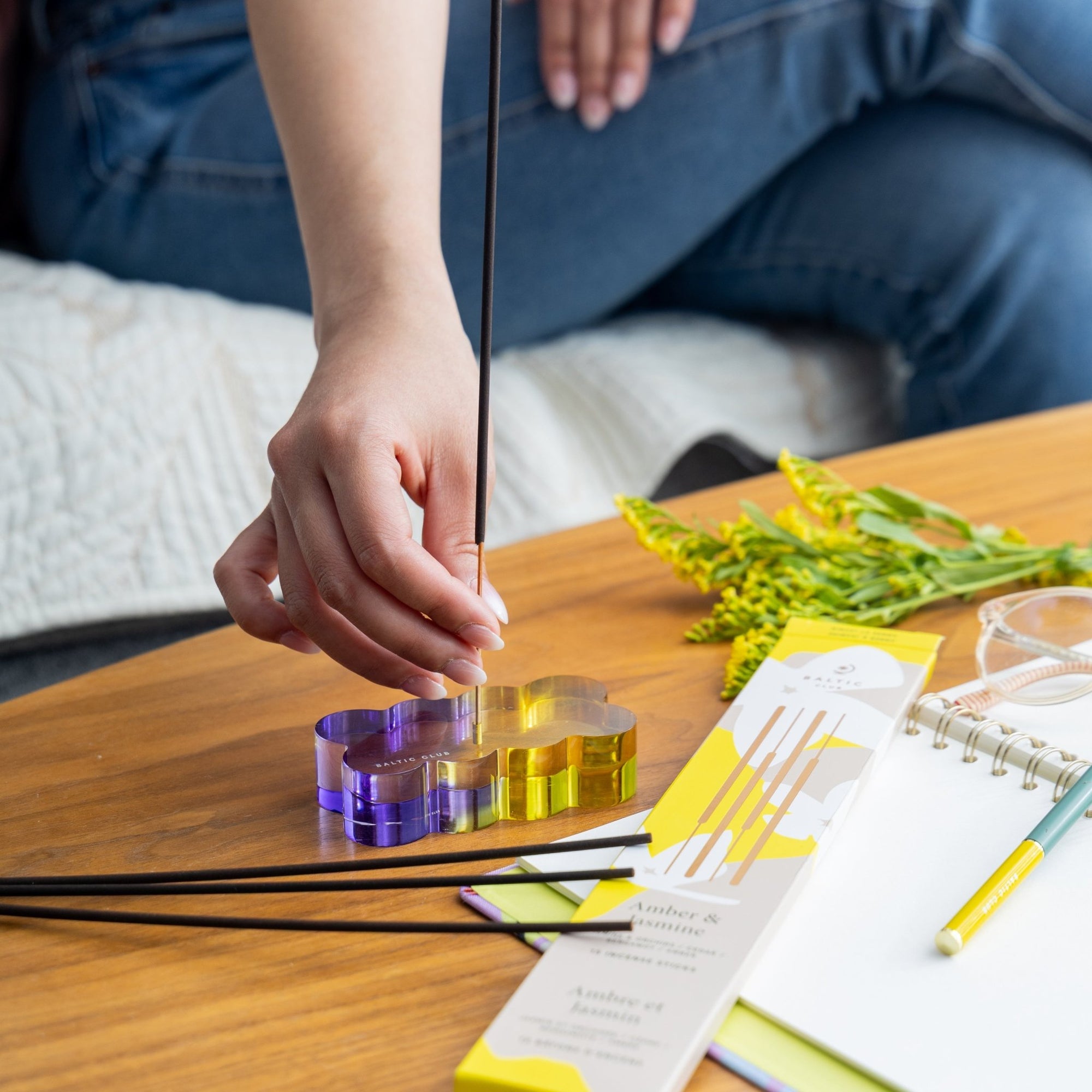 Amber & Jasmine Incense Sticks - Baltic Club