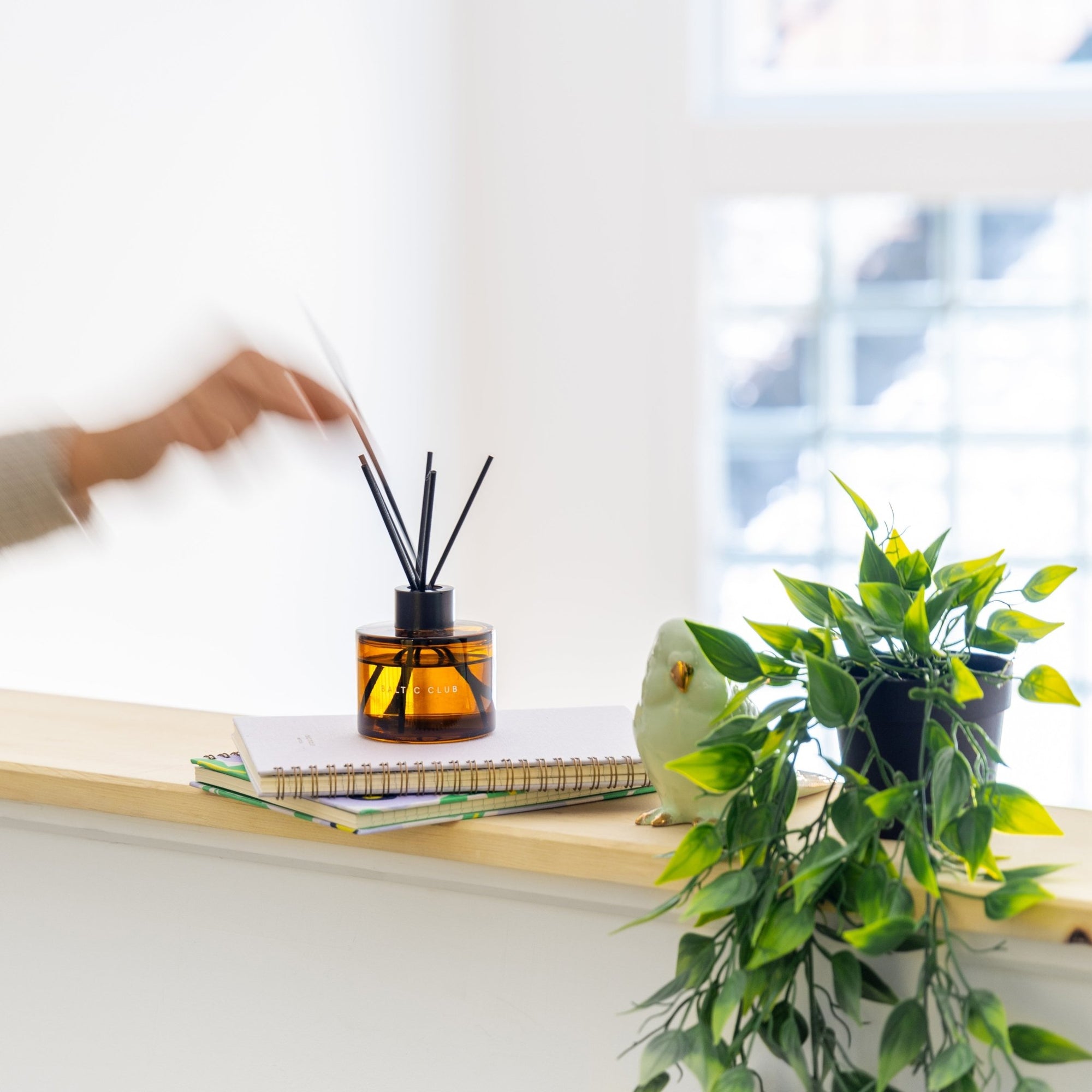 Amber & Jasmine Reed diffuser - Baltic Club