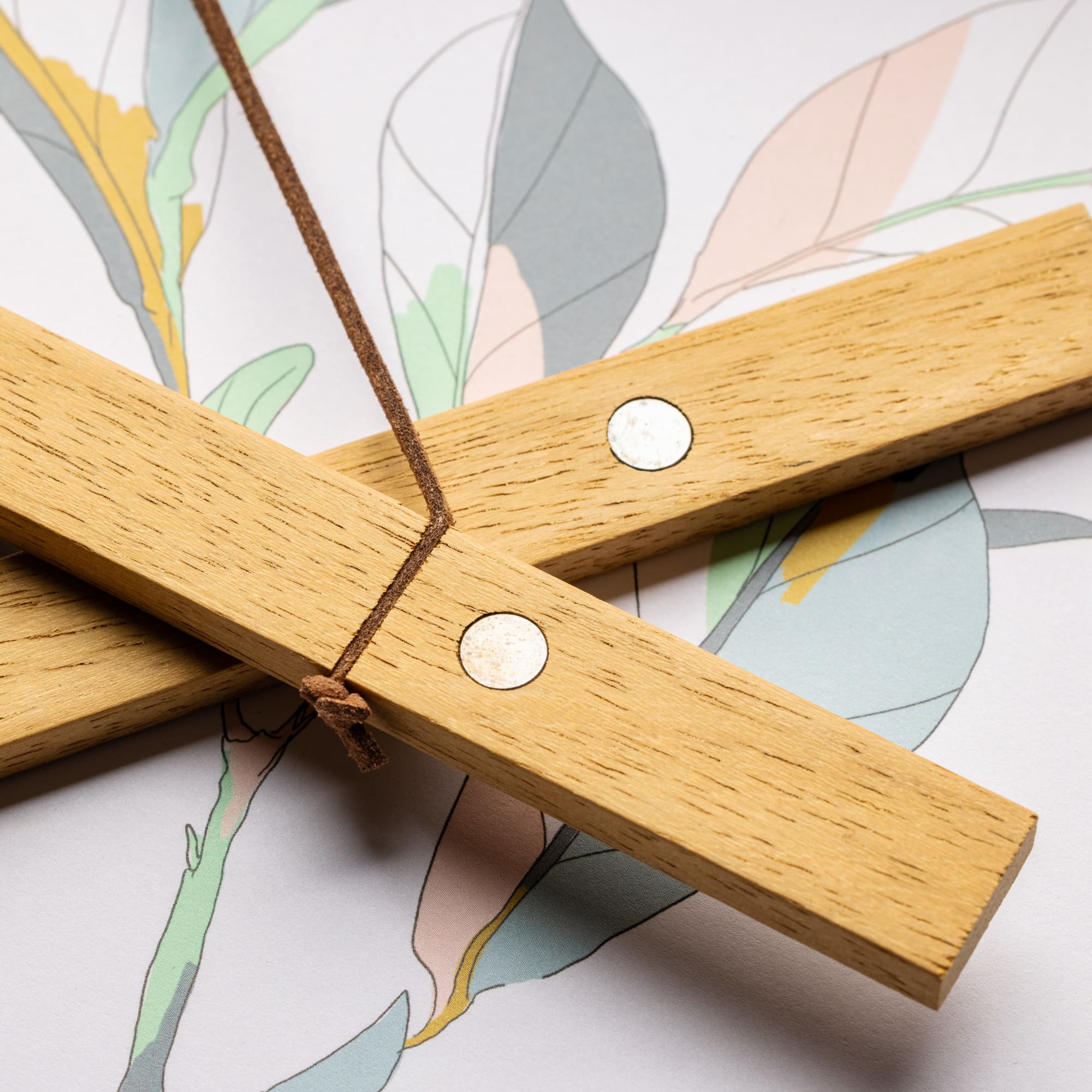 Teak Magnetic Frame - Baltic Club