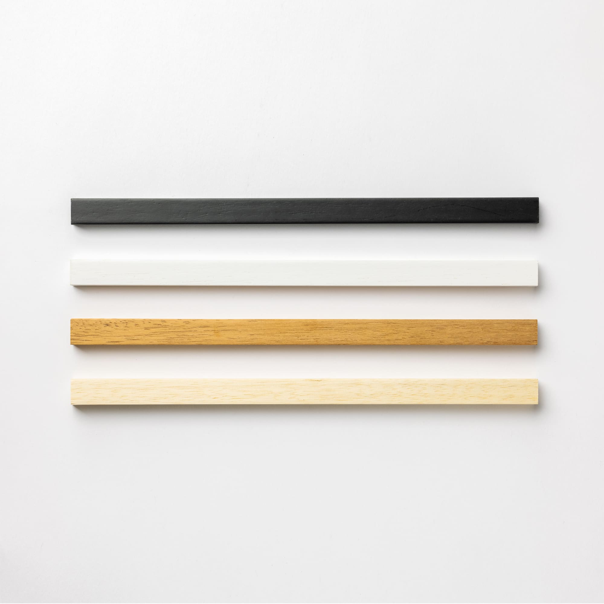 White Magnetic Frame - Baltic Club