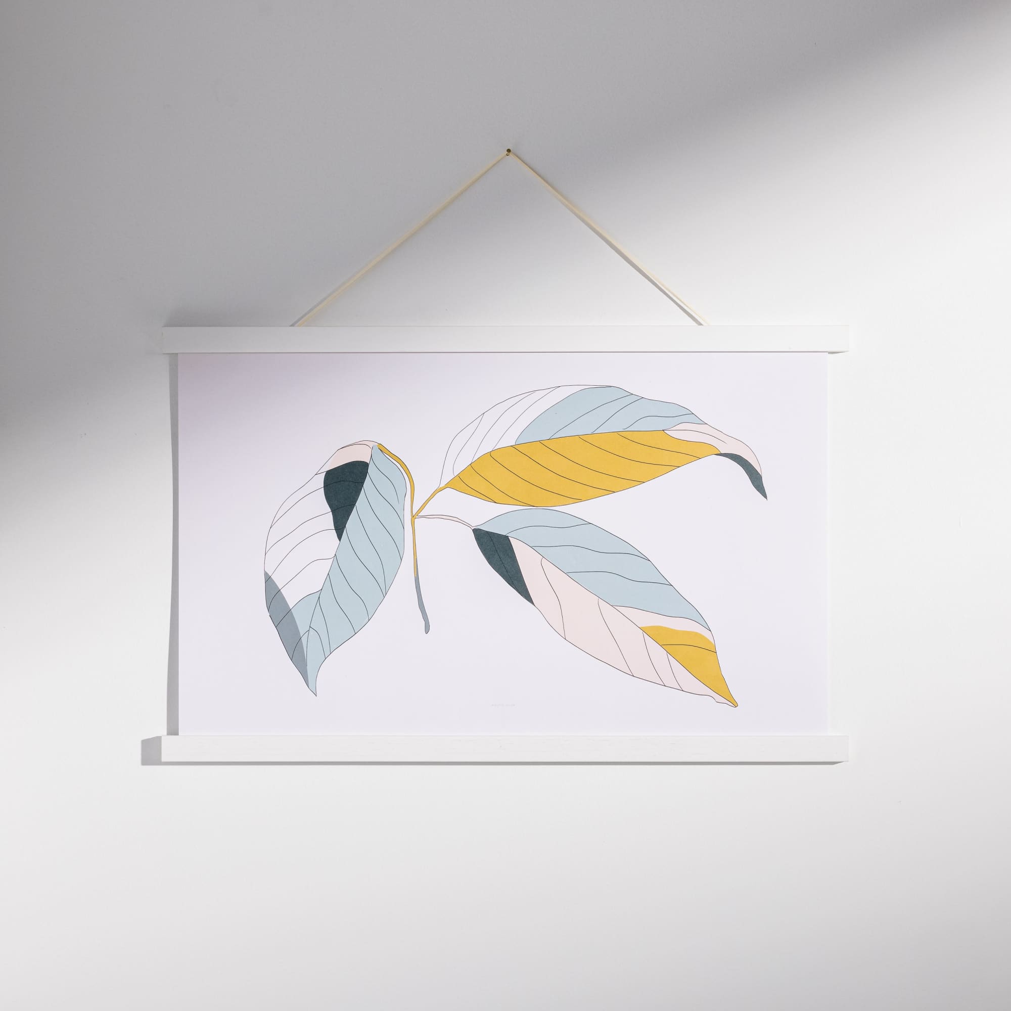 White Magnetic Frame - Baltic Club